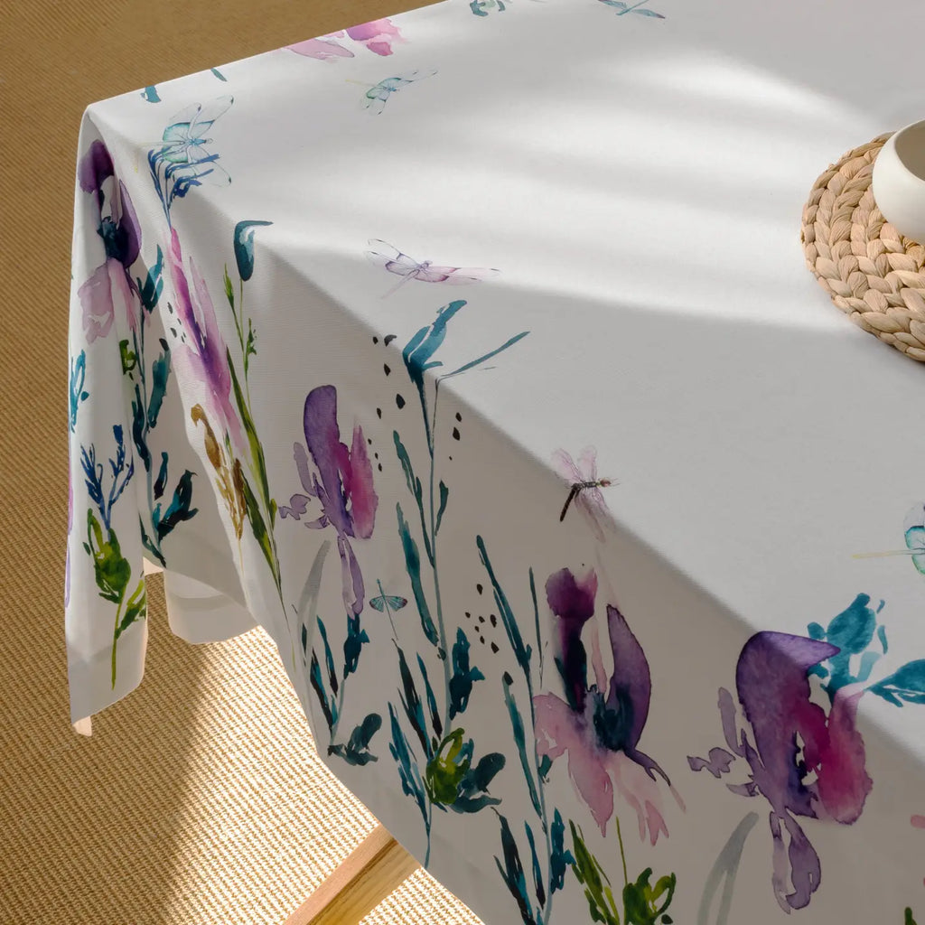 Покривка за маса Midnight Iris