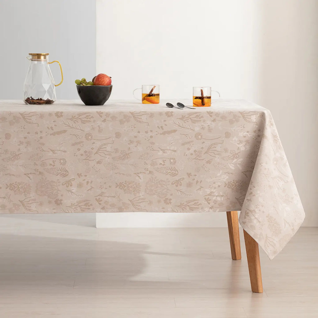 Водоустойчива жакардова памучна покривка за маса с флорални мотиви Alerce